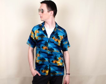 90s Vintage Hawaiian Shirt for Men, Aloha Hawaii Shirt, Palm Tree Print Summer Shirt Button Down Hipster Beach shirts Surf Surfer Clothing M