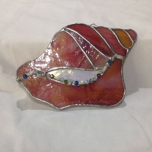 Stained glass seashell