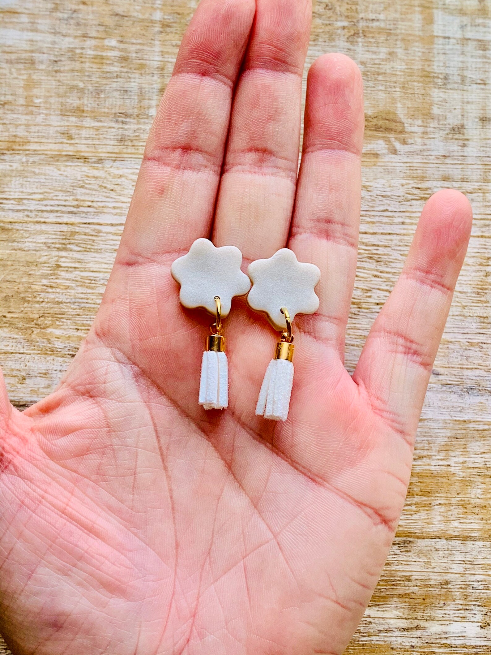 Daisy Flower Earrings Flower Power Earrings Mod 70s Earrings Etsy