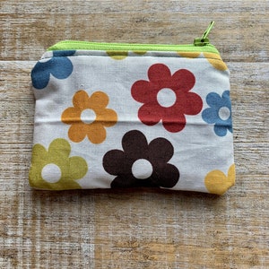 Retro Mod Geldbörse Flower Power Mod Flower Mod Geldbörse Kosmetiktasche Retro Blumenkind Geldbörse Ausweishalter Stoff Wallet Flower Power 1970er Jahre