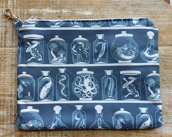 Halloween Makeup Bag Specimen Jars Bag Coin Purse Bug Wallet ID Holder Fabric Bag Specimens Zipper Pouch Gothic Gift Oddity Bag Wallet