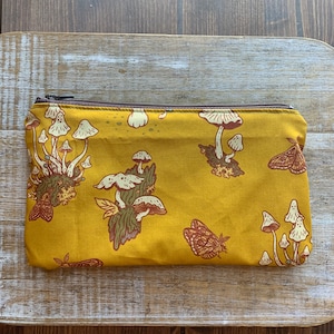 Mushroom Wallet Purse Cottagecore Keychain Bag Coin Purse Mushrooms Zippered Pouch ID Holder Wallet Zipper Hippie Cottagecore Zipper Pouch
