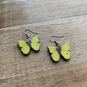 Cute Yellow Butterfly Wood Earrings Cottagecore Insect Butterfly Garden Summer Yellow Dainty Clip On Earrings Tunnel Gauge Earrings