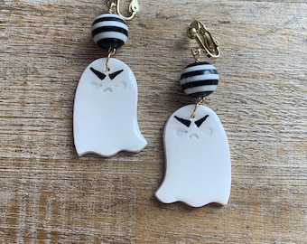 Angry Ghost Clip On Earrings Halloween Ghost Earrings Spooky Ghost Mad Chibi Face Clay Kawaii Style Adorable Ghost Clip Ons Fall Ear Hanger