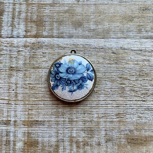 Antique Guilloche Locket Large Locket Vintage Locket Necklace Antique Locket Necklace Guilloche Oval Locket Blue Floral Round Locket