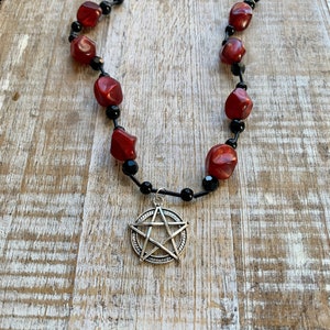 Witch Necklace Satanic Pentagram Red Black Crystal Acrylic Bead Goth Halloween Necklace Wicca Pentagram Pentagram Gift Gothic Necklace