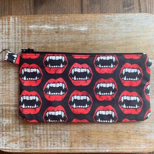 Monedero gótico de vampiro, bolso de maquillaje de vampiro, bolso con cremallera para maquillaje de Halloween, bolso de tela, bolso con cremallera retro de vampiro, regalo gótico