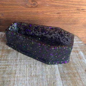 Gothic Coffin Trinket Dish Jewelry Coffin Jewelry Tray Dish Vampire Coffin Trinket Tray Resin Purple Oddity Trinket Dish Red Coffin Dish