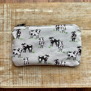 Cartera de vaca, regalo de granja de vacas, monedero de regalo, regalo de vaca, regalo de granja, bolsa con cremallera de regalo de vaca, bolsa de regalo de granja, adorable bolsa de vaca