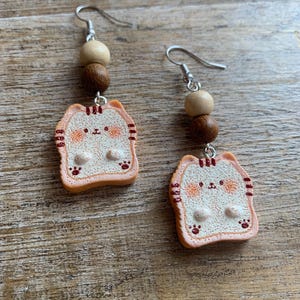 Toast Cat Kawaii Earrings Breakfast Toast Dangle Earrings Bread Cat Jewelry Cute Toast Cat Gift Clip On Earrings Ear Hangers Gauges