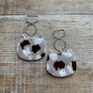 Gray Calico Cat Tunnel Gauge Earrings Cat Lover Gift Cute Ear Weights Cute Calico Cat Ear Hangers Tunnels Cat Gauges Clip On Earrings