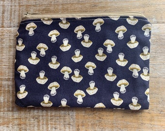 Mushroom Wallet Purse Cottagecore Bag Coin Purse Button Mushrooms Zippered Pouch ID Holder Wallet Zipper Hippie Cottagecore Zipper Pouch