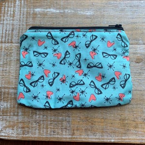 Retro Wallet Purse Cateye Glasses Aqua Teal Bag Coin Purse Pinup Girl Bag Retro Nostalgic Wallet Mint ID Holder Fabric Wallet Pinup Bag