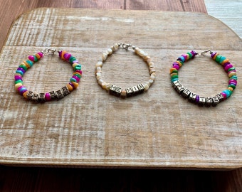 Pronomen Armbänder Pronom sie/sie Sie/sie Er/Ihn Armbänder Muschel Armbänder Statement Armbänder Pronomen Geschenk Pronomen Armband Geschenk