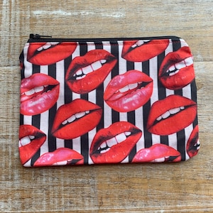 Pinup Lips Wallet Coin Purse Bag Coin Purse Red Lipstick Bag Rockabilly Wallet ID Holder Fabric Bag Zipper Pouch Skull Pinup Gift