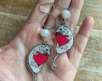 Pendientes de calibre de túnel de zarigüeya retro lindos pendientes de zarigüeya mejor regalo de amigo divertidos colgadores de orejas extraños pendientes de zarigüeya adorables pesos de oído