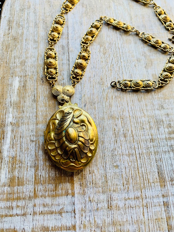 Antique Art Nouveau Locket Large Locket Vintage Lo