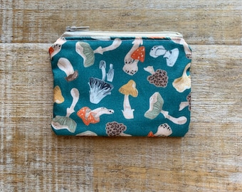 Mushroom Coin Purse Cottagecore Keychain Bag Coin Purse Mushrooms Zippered Pouch ID Holder Wallet Zipper Hippie Cottagecore Zipper Pouch