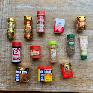 ONE Spices Miniaturowy magnes na lodówkę Ręcznie robione mini magnesy na lodówkę marki Magnesy na lodówkę z jedzeniem Zabawne magnesy na jedzenie i przyprawy Magnesy