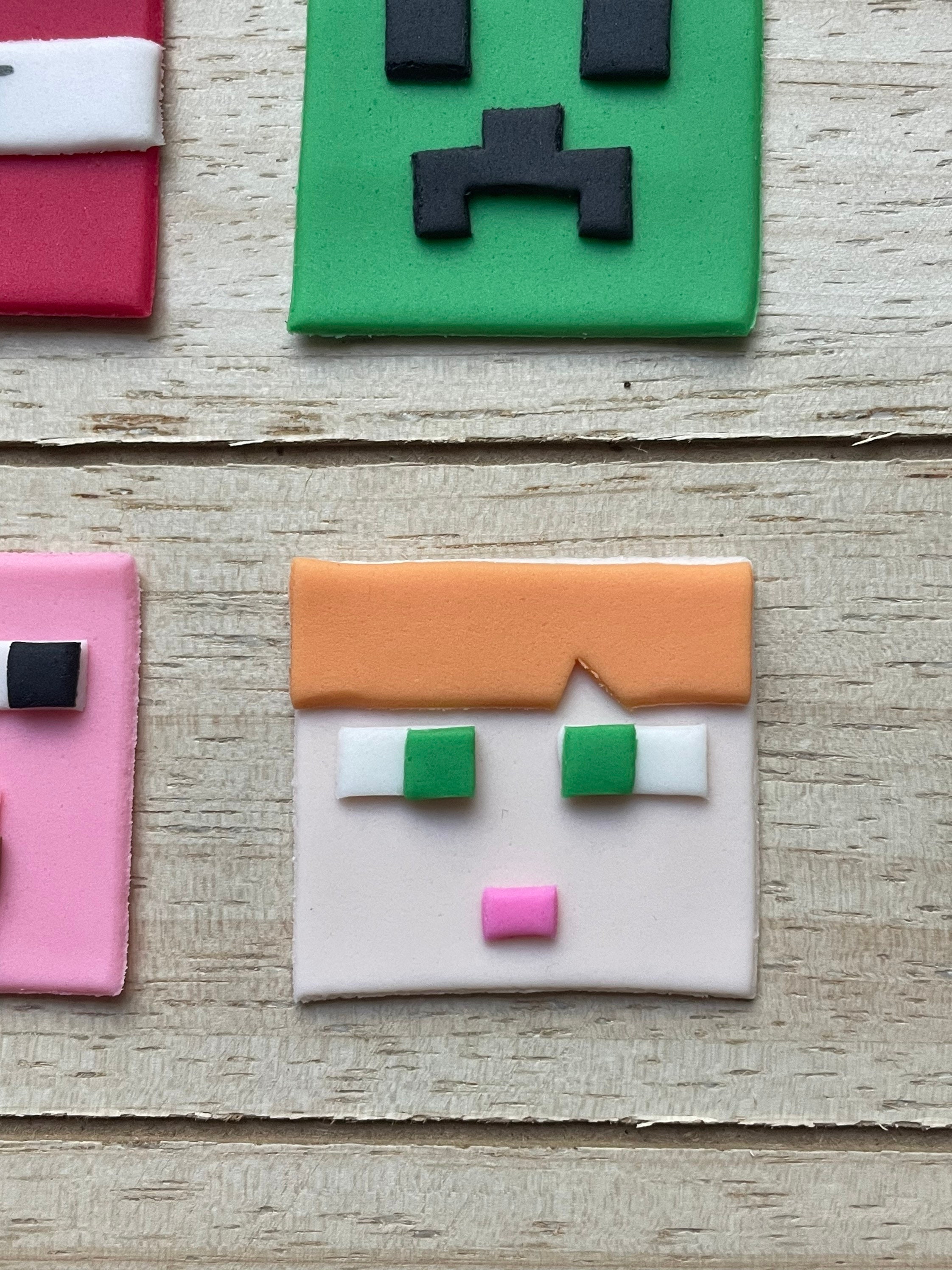 12 Minecraft Fondant Cupcake Toppers