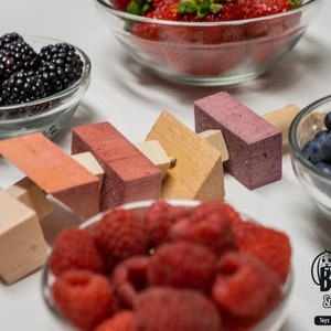 Verry Berry Kabob - Flavored Chew Toy for rabbits, bunnies, guinea pigs, hamsters, gerbils, mice, rats, chinchillas and birds