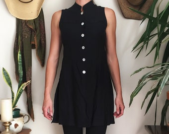Vintage linen button down black sleeveless blouse