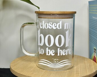 Cerré mi libro para estar aquí Taza de café