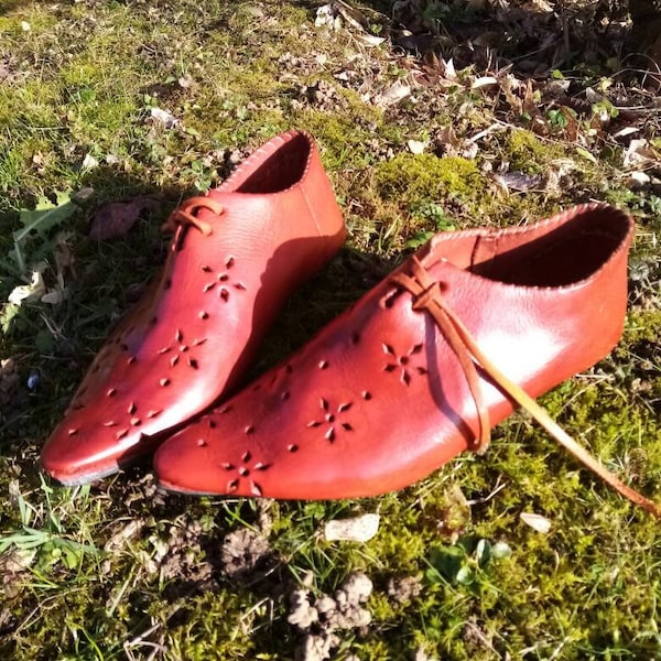 Medieval Shoes - Etsy