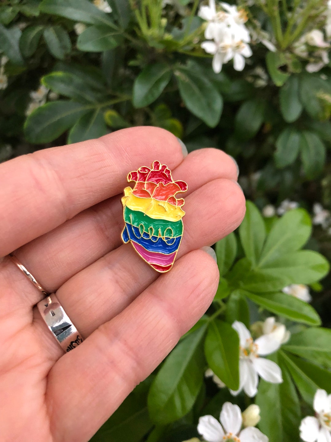 Gay Pride Rainbow LGBTQIA Pride Badge Pin Rainbow Heart Hand Queer Gay ...