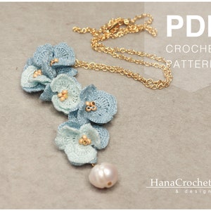 virkat miniatyrblomhänge - virkat halsband i spets - brudtärnepresent - brudsmycken - mikrovirkad blomma i pdf-handledning bild 4