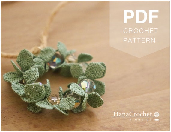 crochet wreath PDF tutorial pattern with crochet diagram- miniature crochet christmas wreath - micro crochet leaves