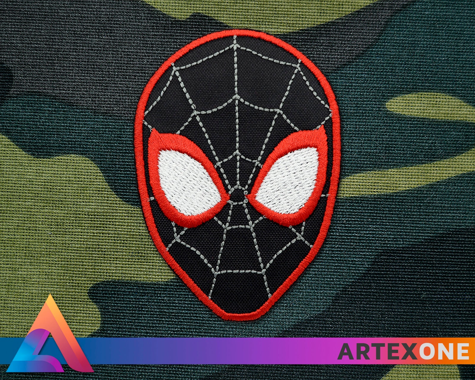 Spider-man Head Mask Embroidered Patch, Cosplay (iron-on or Hook