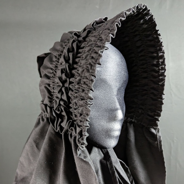 Smart Victorian Antique / Mid 19th Century Mourning / Sun / Poke Bonnet
