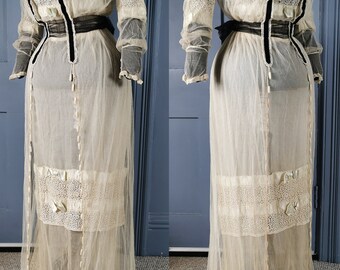 Exquisite Late Edwardian / C. 1910 Lace Summer Dress Exquisite Late Edwardian / C. 1910 Lace Summer Dress
