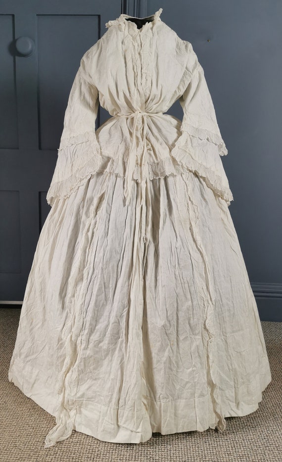 The Many Types of 18th Century Gowns – American Duchess Blog