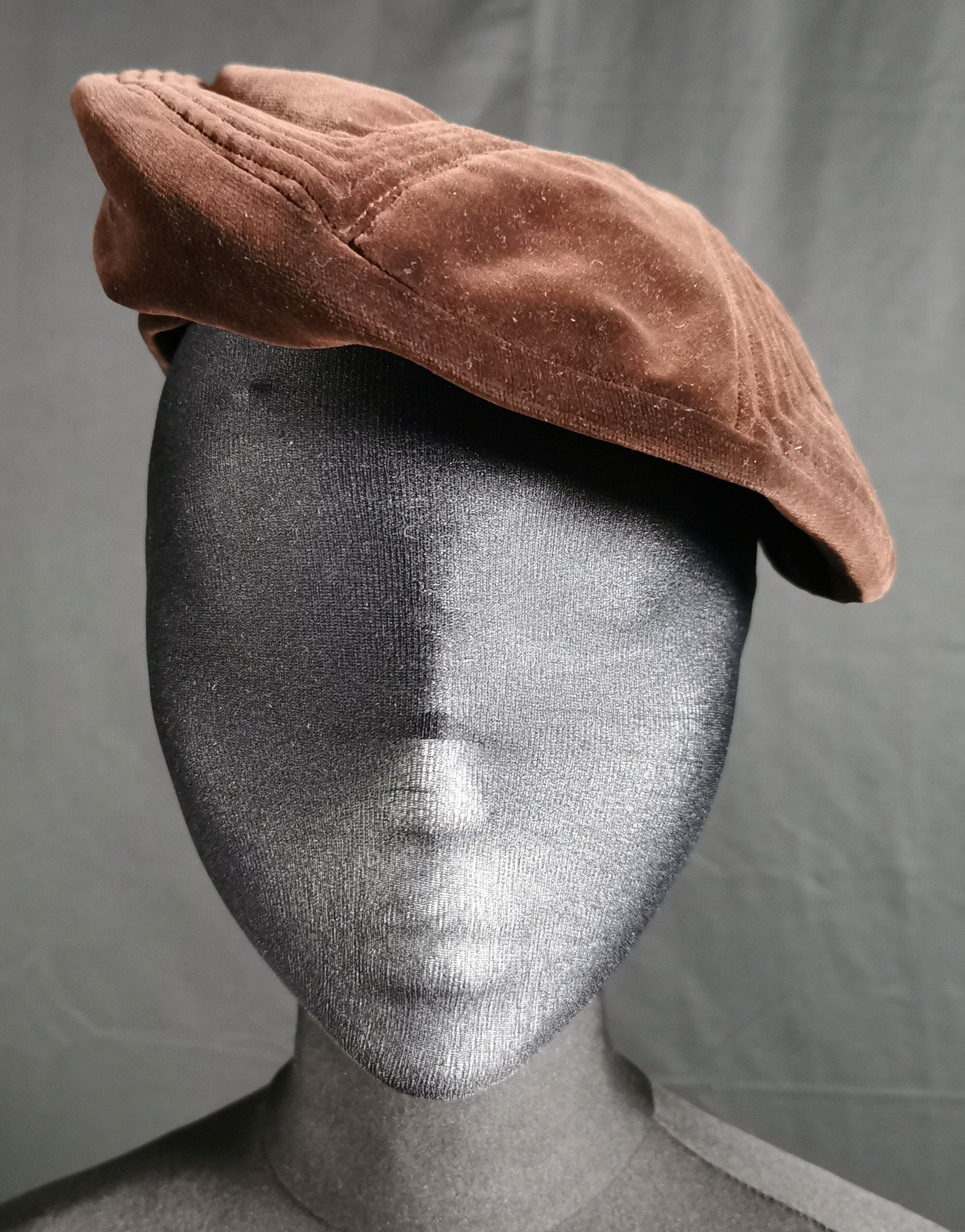 Vintage Cocoa Velvet Beret