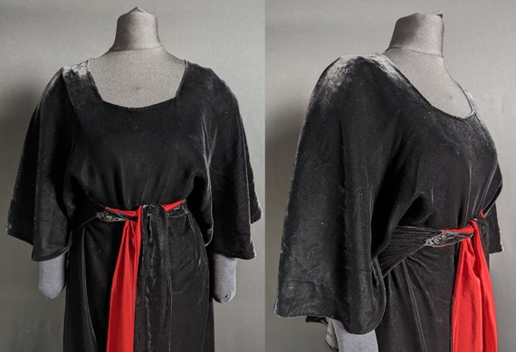 Vintage Fashion 1930s Art Deco Velvet Wrap Evenin… - image 2