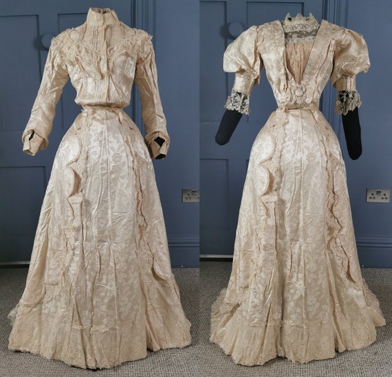 Exquisite Edwardian / Early 1900s Silk Damask Wed… - image 1