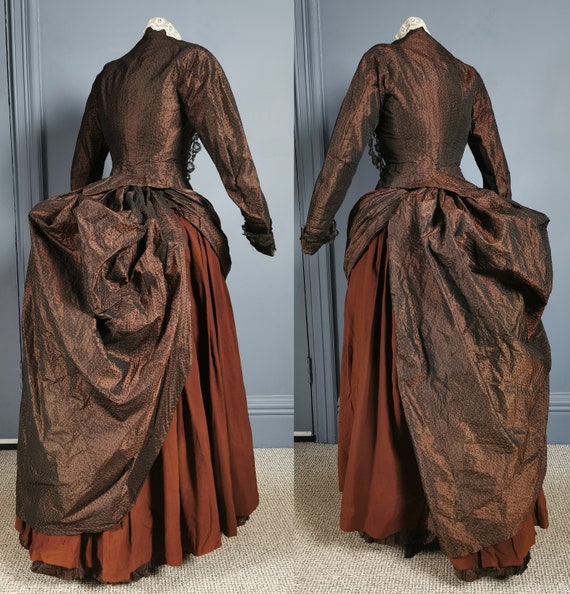 Victorian Antique Mid 1880s Silk & Wool Bustle Da… - image 3