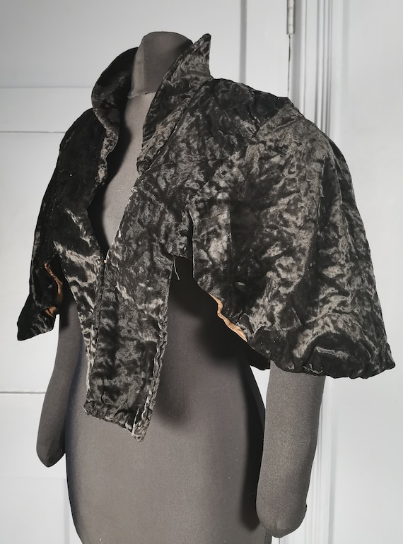 Stylish Vintage 1930s Victorian Style Velvet Even… - image 7