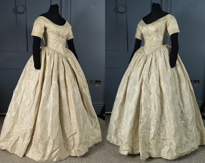 Stunning 1840s Silk Damask Wedding Dress Romantic Era / Victorian