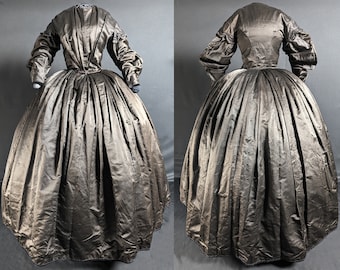 Victoriaanse antieke mode jaren 1850/1860 Crinoline tijdperk zijden dagjurk