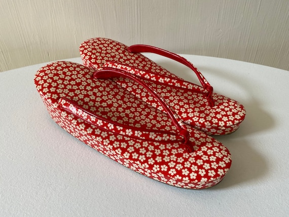 Floral Red Kimono Sandals Zouri shoes