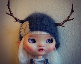 Knitted Deer Hat with big antlers (Dark grey)