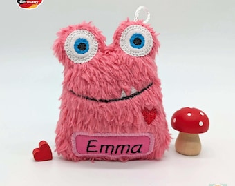 MutMonster Pinky personalisiert – Mutmacher Seelentröster Plüschmonster Glücksbringer Geschenk Mama MutmachMonster Talisman Anhänger