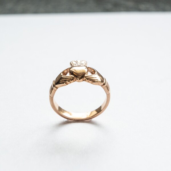 Claddagh Ring Made in Ireland.