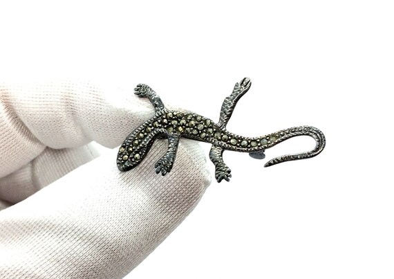 Vintage Mid-Century Sterling Silver Marcasite Eng… - image 2