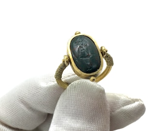 Antique 1900’s Egyptian Revival 22ct Gilded Silver Carved Bloodstone Khnum Spinner Ring Size – K