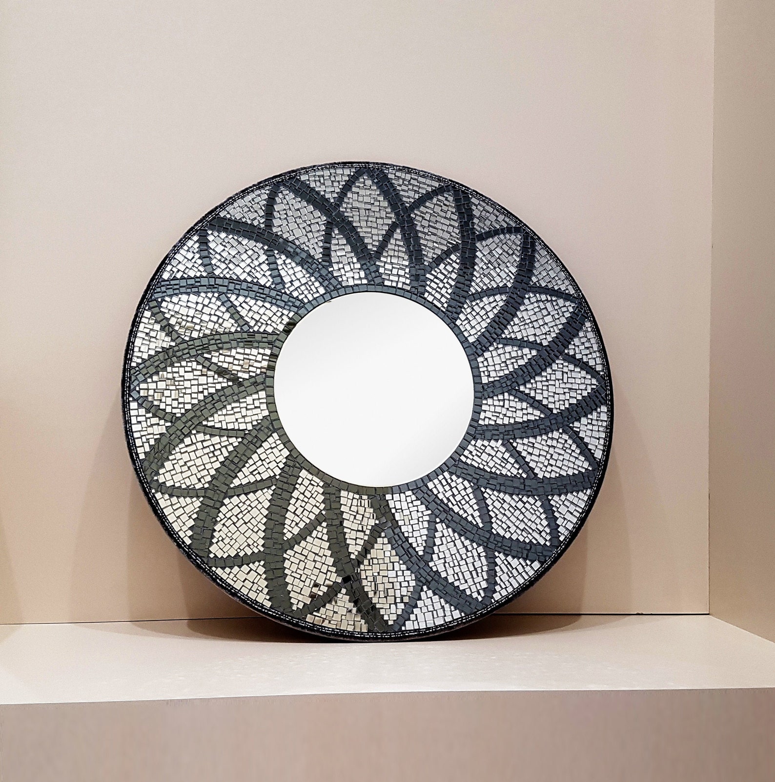 Mosaic round mirror 24/ Made to order Etsy