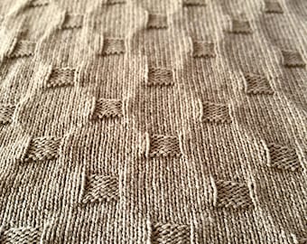 Beginner Friendly Circle Illusion Knitted Blanket
